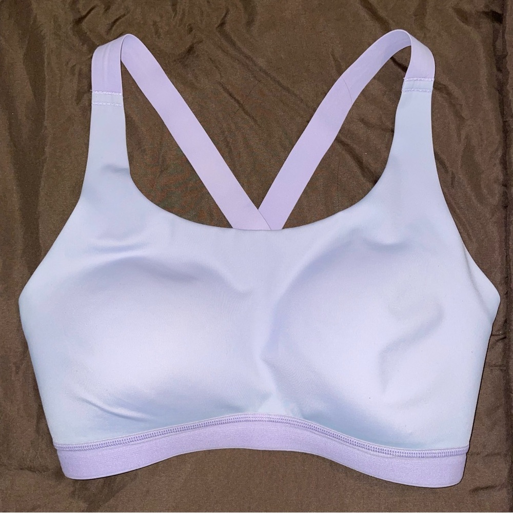 ALO Yoga Light Purple Sports Bra